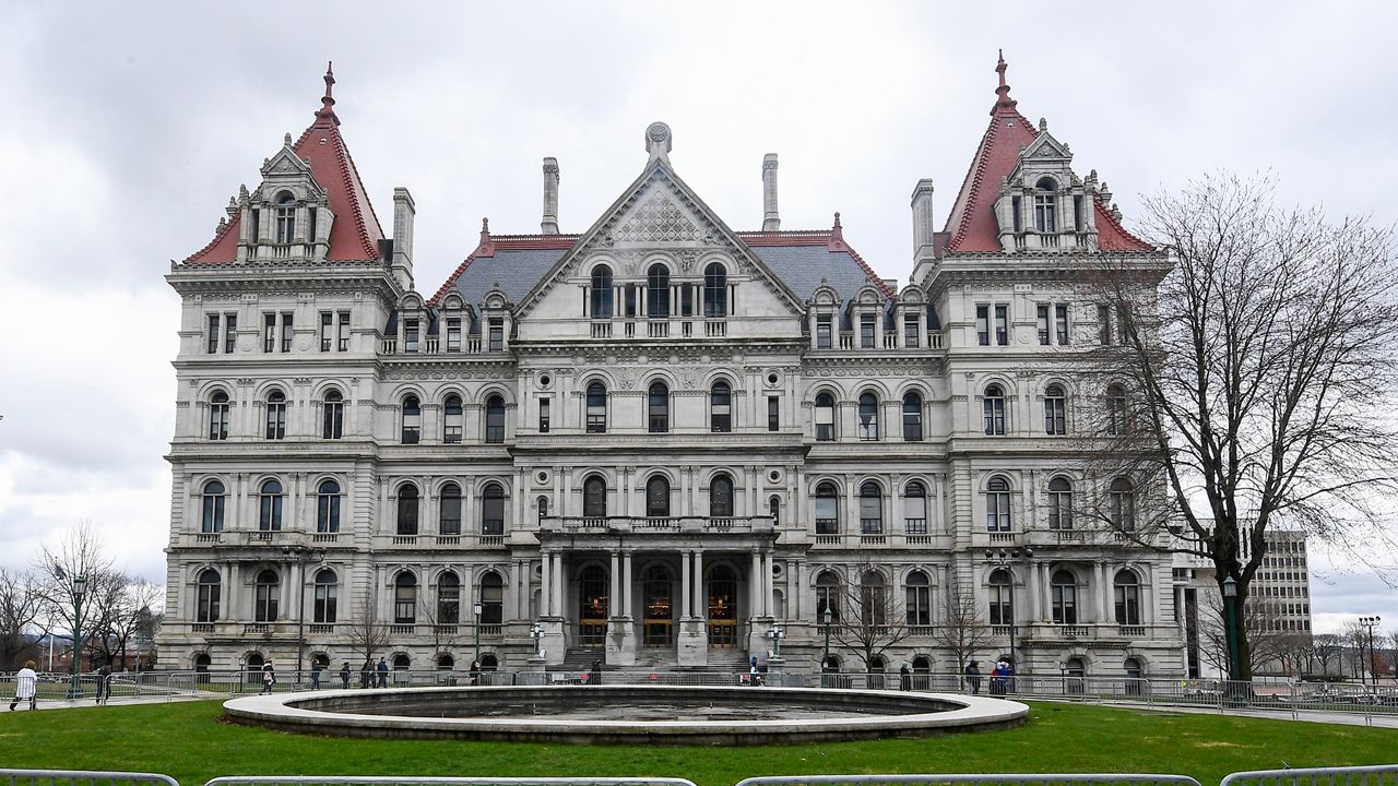 good-election-night-for-ny.-dems,-but-state-senate-dems-poised-to-lose-‘supermajority’