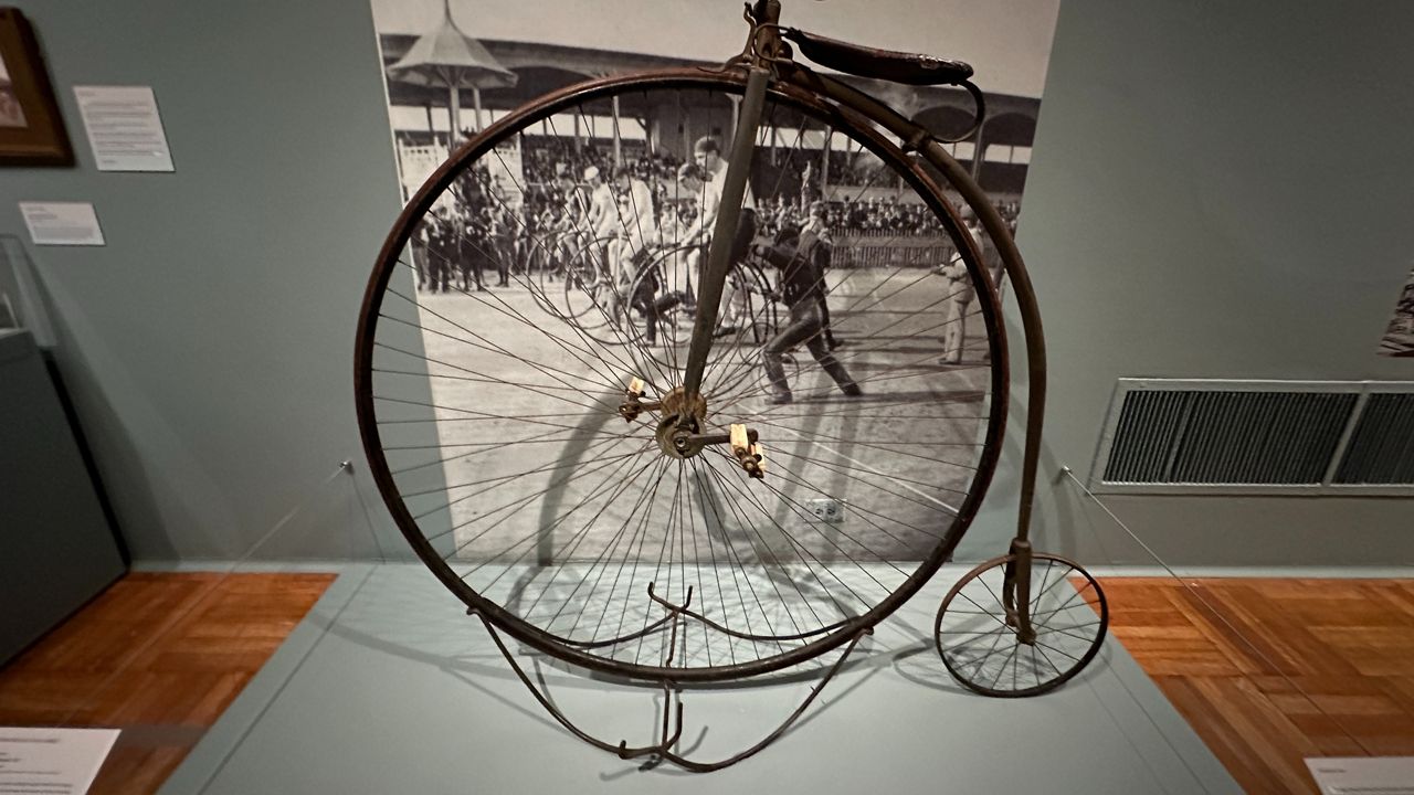 new-exhibition-at-new-york-historical-society-revisits-city’s-past