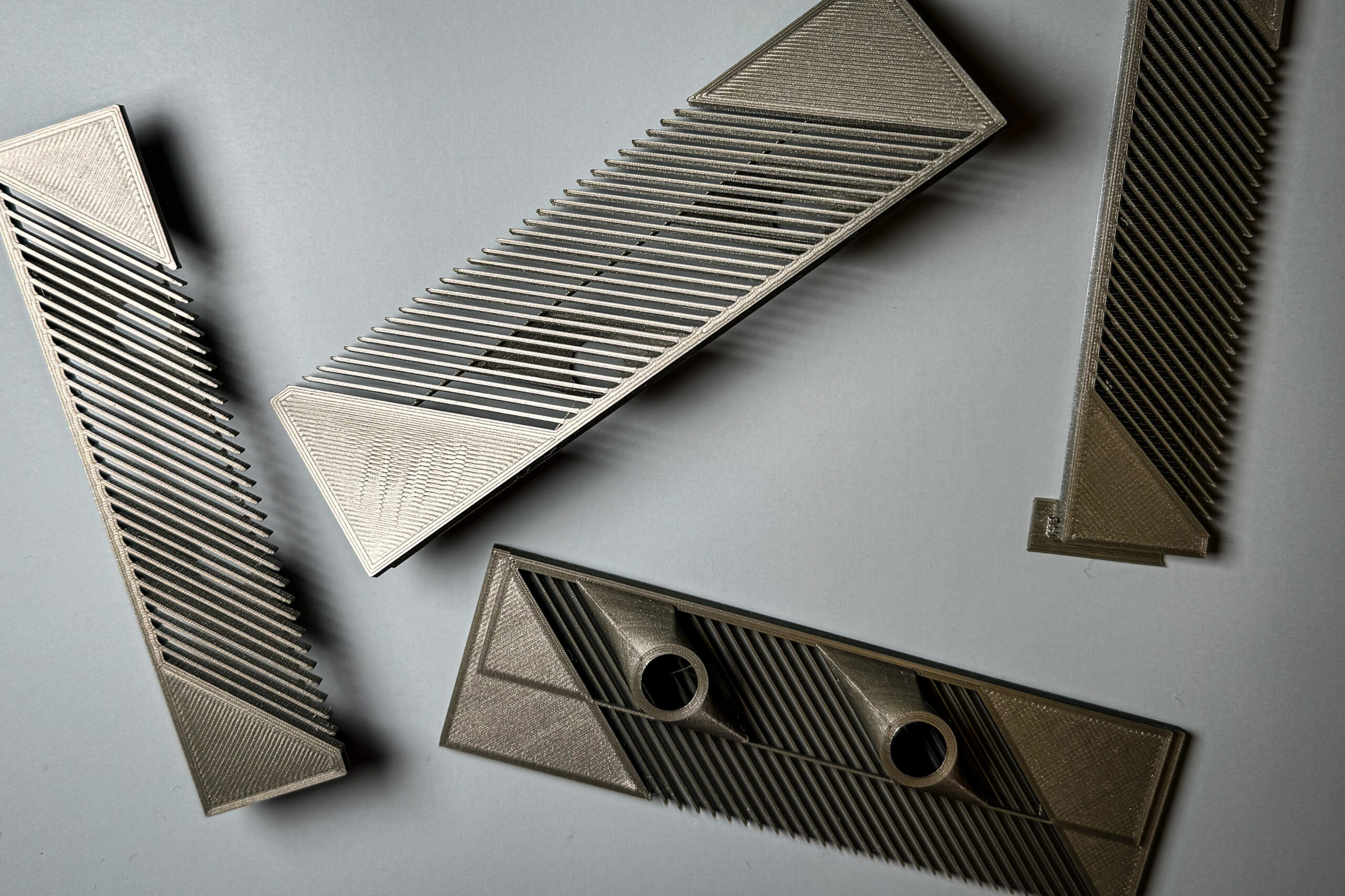 to-design-better-water-filters,-mit-engineers-look-to-manta-rays