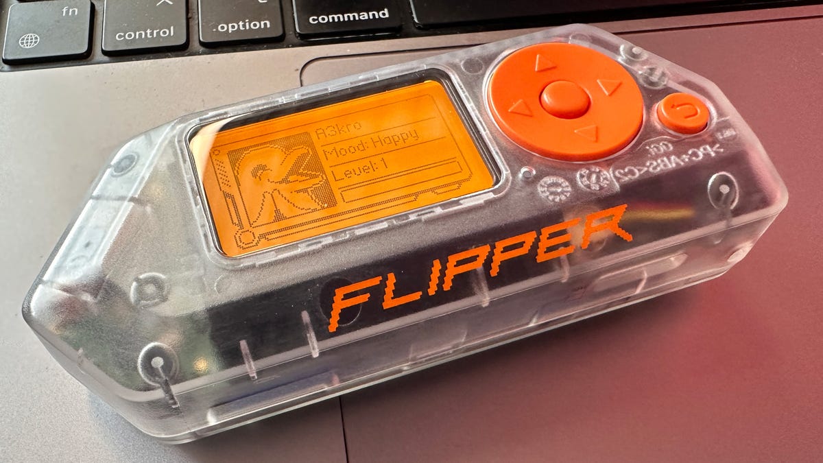 flipper-zero-goes-retro-with-this-cool-limited-edition-version-(and-it’s-back-for-black-friday)