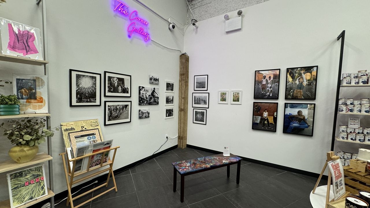 new-exhibit-highlights-work-of-street-photographers-in-brooklyn