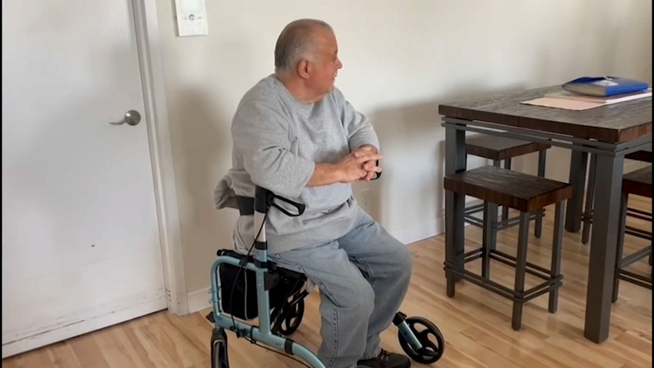 new-york-city-families-face-hurdles-in-caring-for-elderly-parents