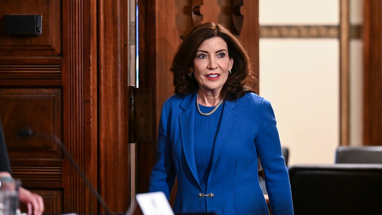 hochul-weighs-in-on-alabama-supreme-court-decision-outlawing-ivf-treatments