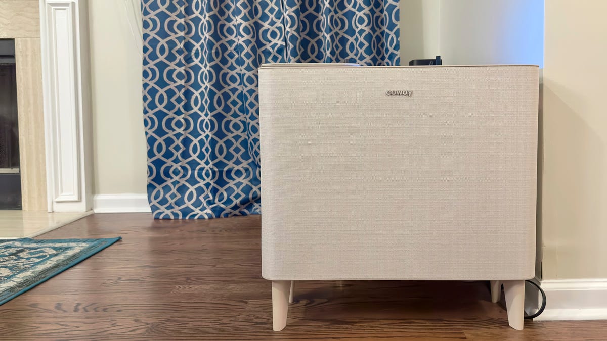 this-smart-air-purifier-effectively-replaced-allergy-medicine-for-me-–-and-it’s-impressively-quiet