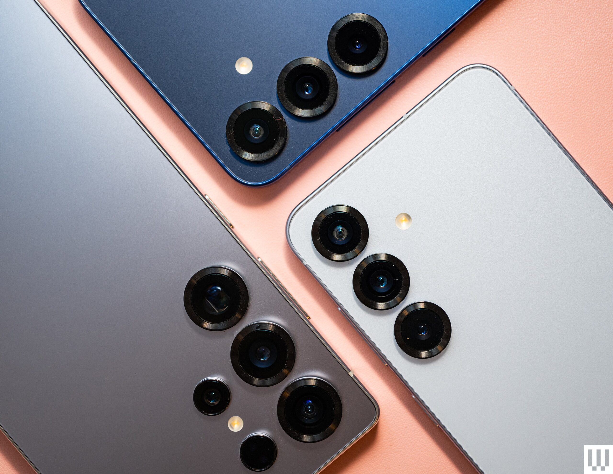 samsung-galaxy-s25,-s25+,-and-s25-ultra-review:-ai-snoozefest