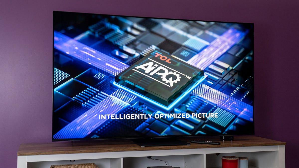 i-still-recommend-this-tcl-tv-model-from-last-year