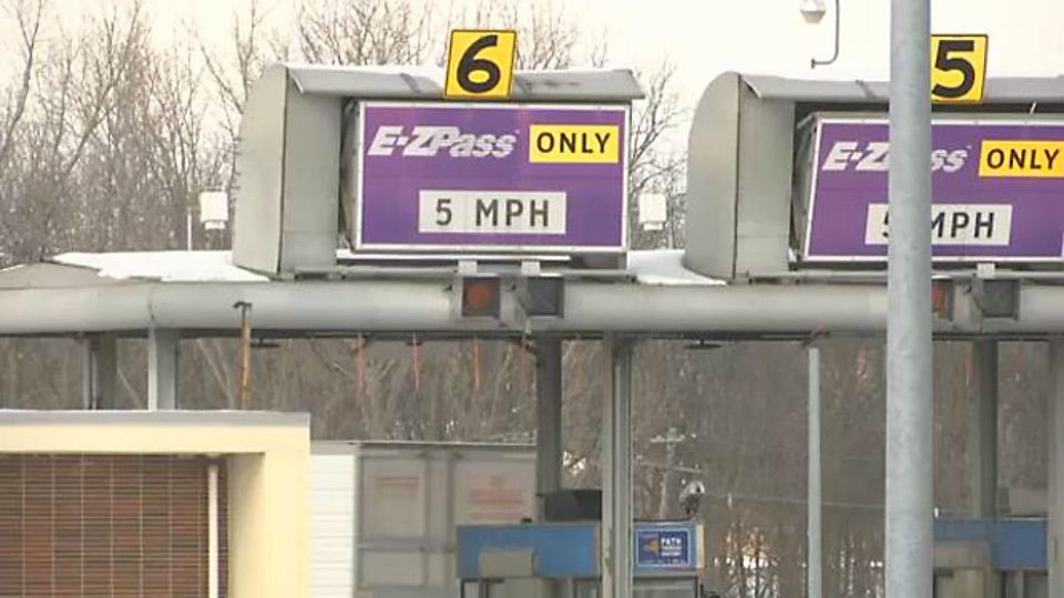 new-yorkers-warned-of-e-zpass-text-message-scam
