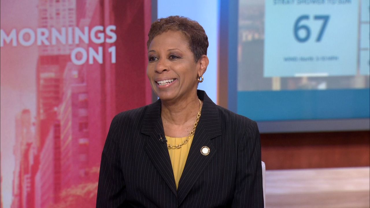 speaker-adams-pitches-herself-as-a-steady,-no-drama-leader-of-the-city