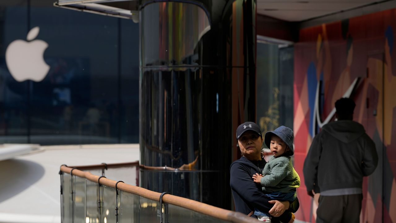 china-punches-back-as-world-weighs-how-to-deal-with-higher-us.-tariffs