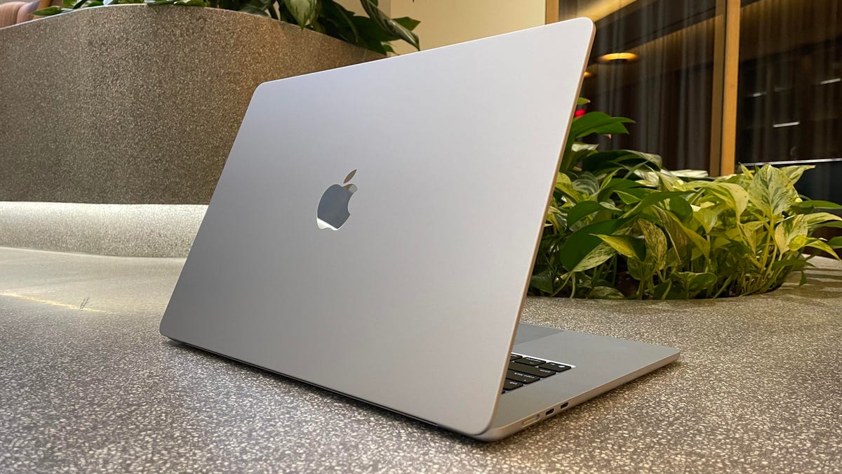 the-best-macbooks-of-2025:-expert-tested-and-reviewed
