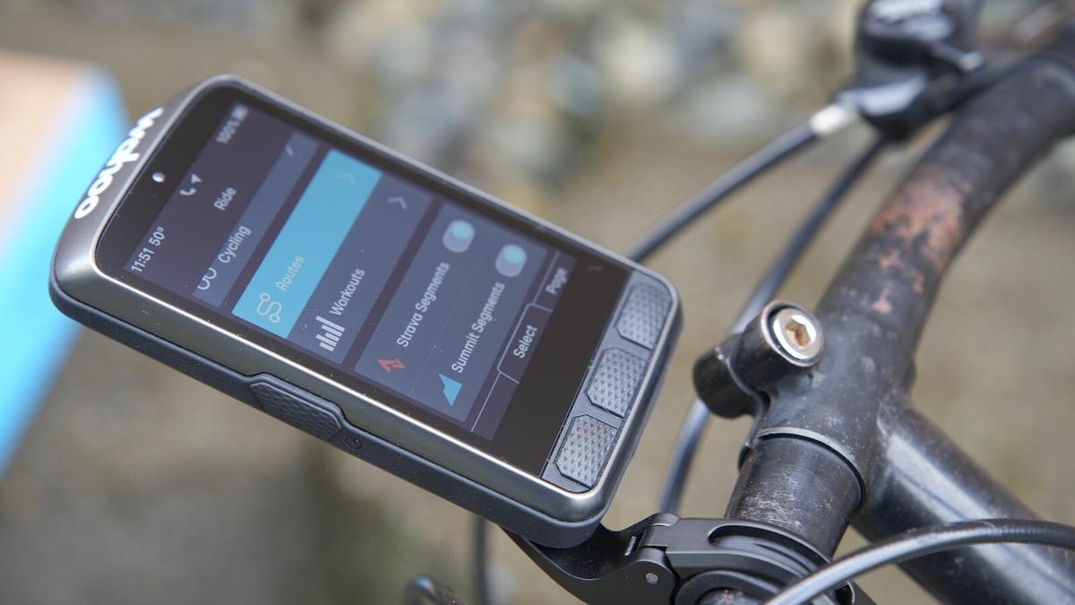 wahoo’s-largest-bike-computer-is-the-fitness-accessory-i-didn’t-know-i-needed