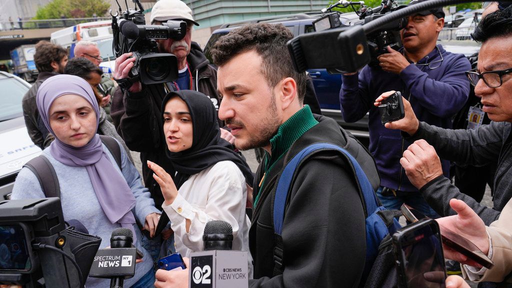 us.-says-no-warrant-was-needed-to-arrest-columbia-student-activist-because-they-feared-he’d-flee