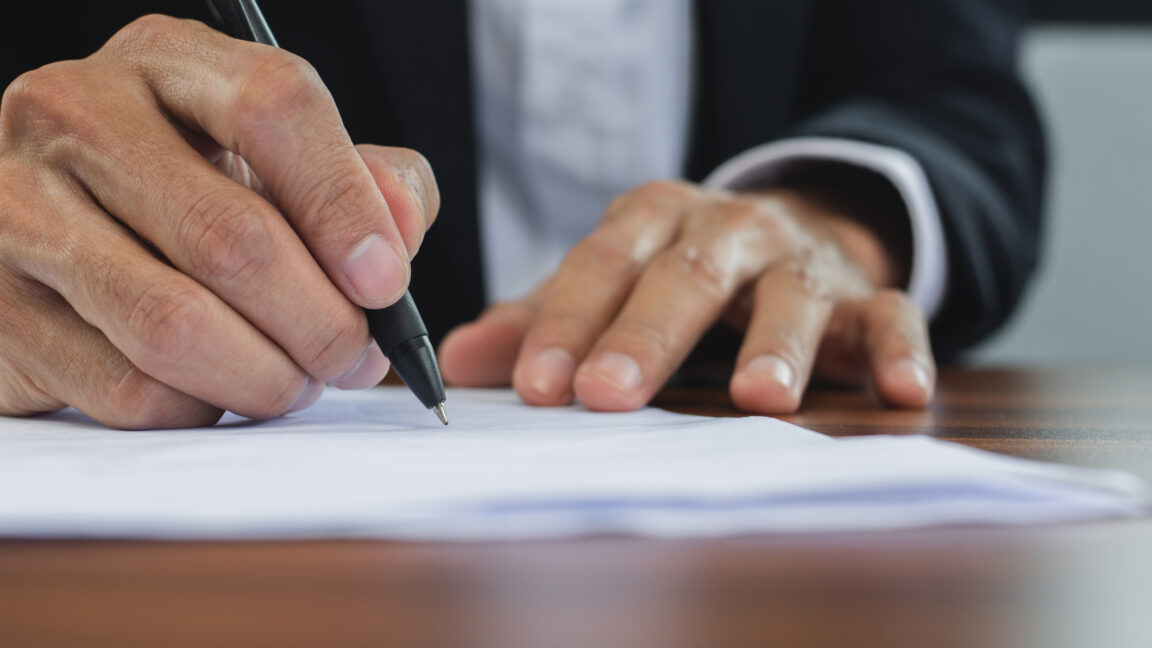 vmware-perpetual-license-holders-receive-cease-and-desist-letters-from-broadcom