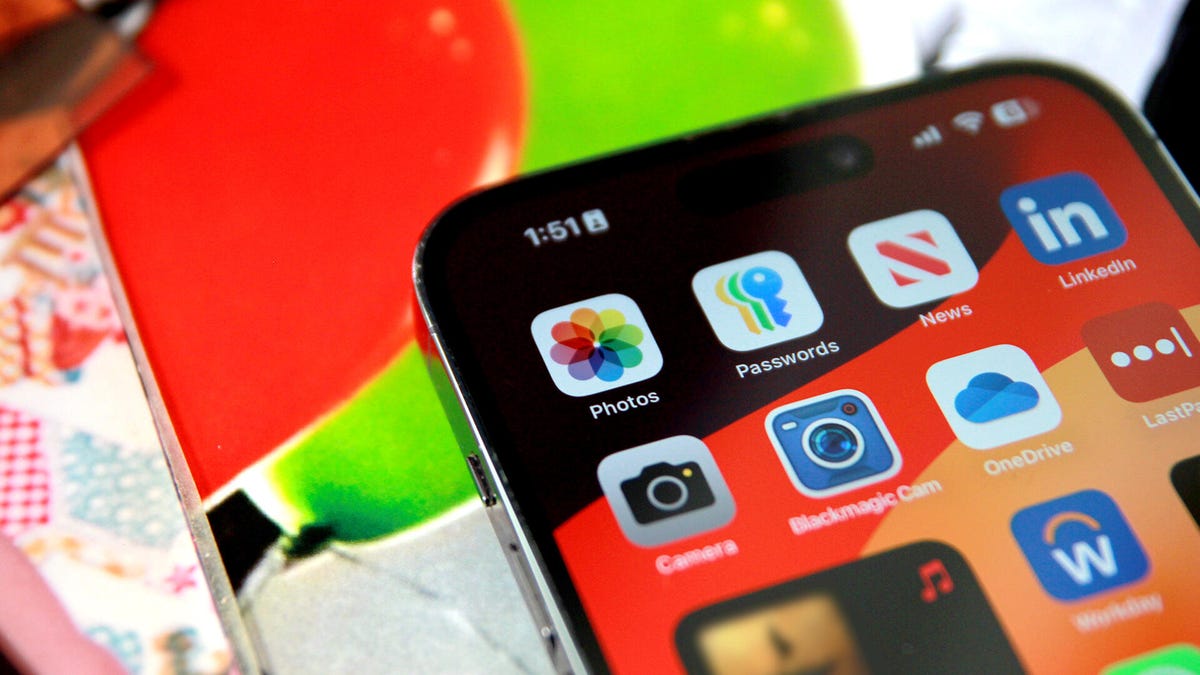 ios-18.5-brings-carrier-based-satellite-support-to-iphone-13-–-plus-these-changes