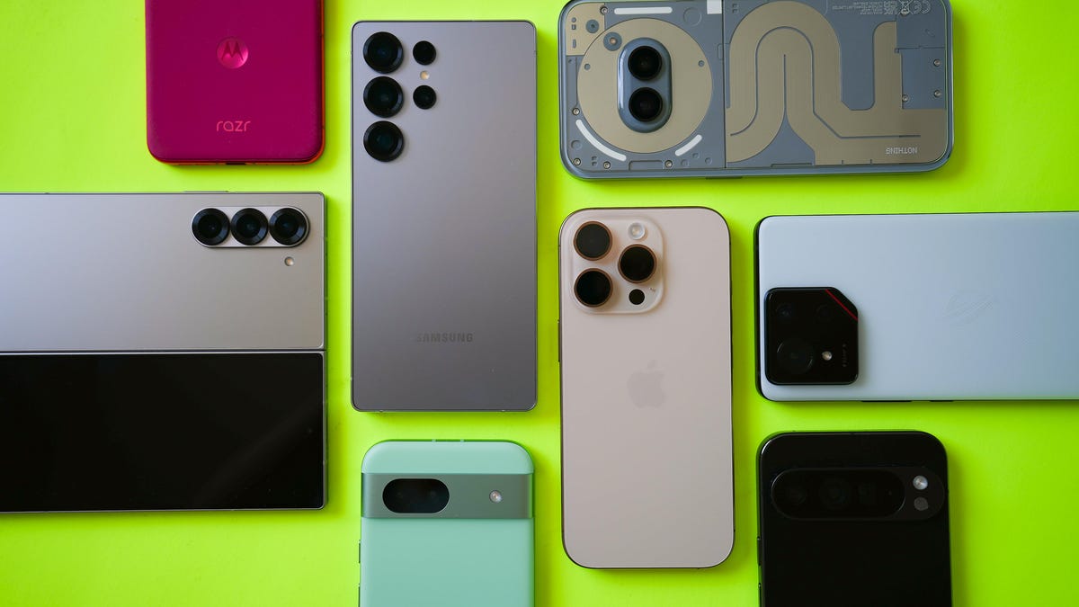 the-top-selling-smartphone-in-2025-so-far-might-surprise-you-–-here’s-why