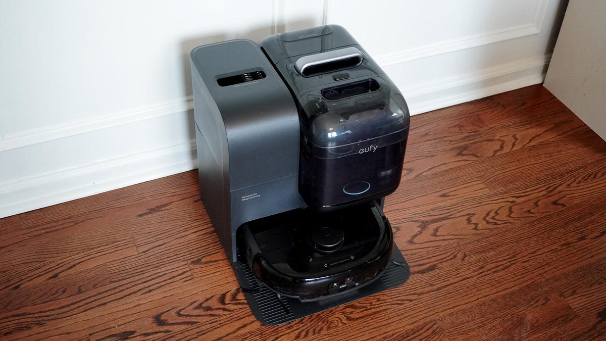 the-latest-robot-vacuum-innovation-will-leave-clean-freaks-drooling-(and-it’s-$450-off)