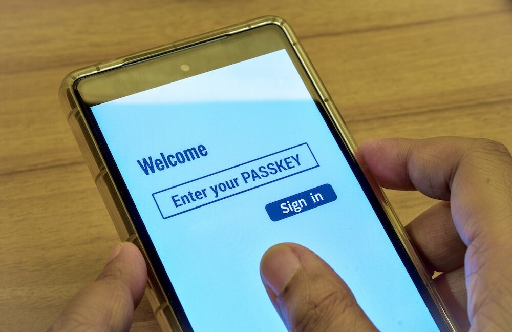 coming-to-apple-oses:-a-seamless,-secure-way-to-import-and-export-passkeys
