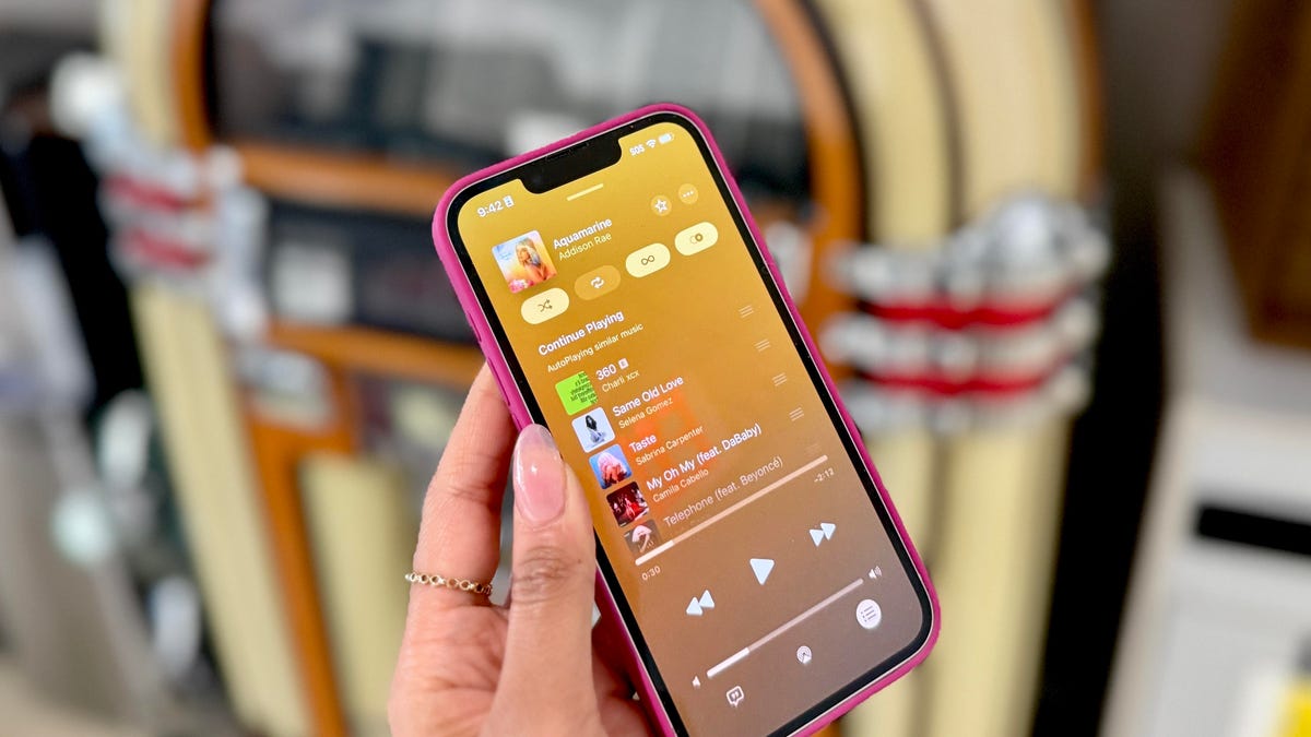 automix-on-ios-26-is-going-viral.-here’s-how-to-try-the-hottest-iphone-feature-yourself