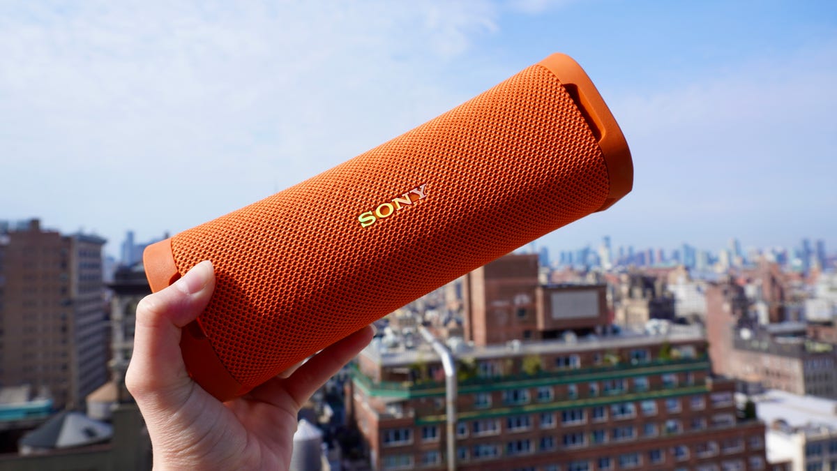 i’m-taking-this-portable-sony-speaker-to-the-beach-this-summer.-here’s-why