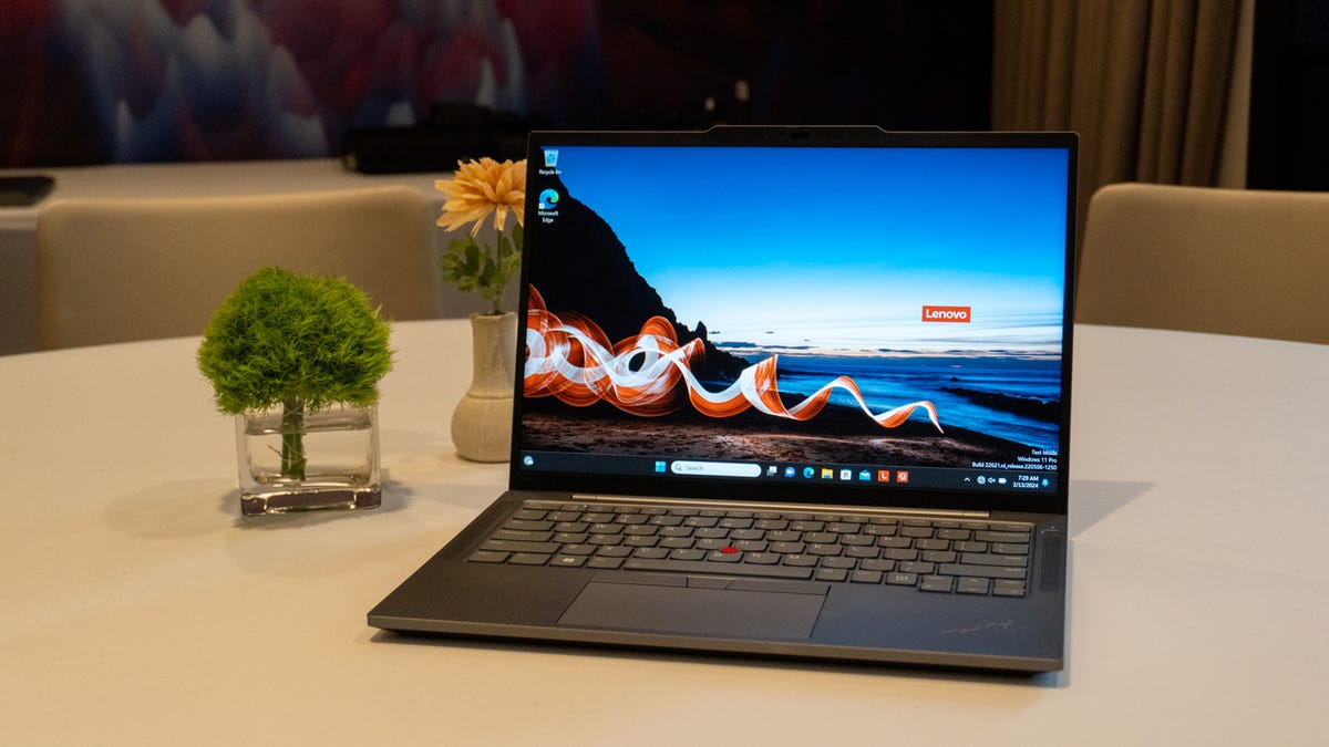 this-lenovo-work-laptop-is-at-its-lowest-price-yet,-and-i-highly-recommend-it