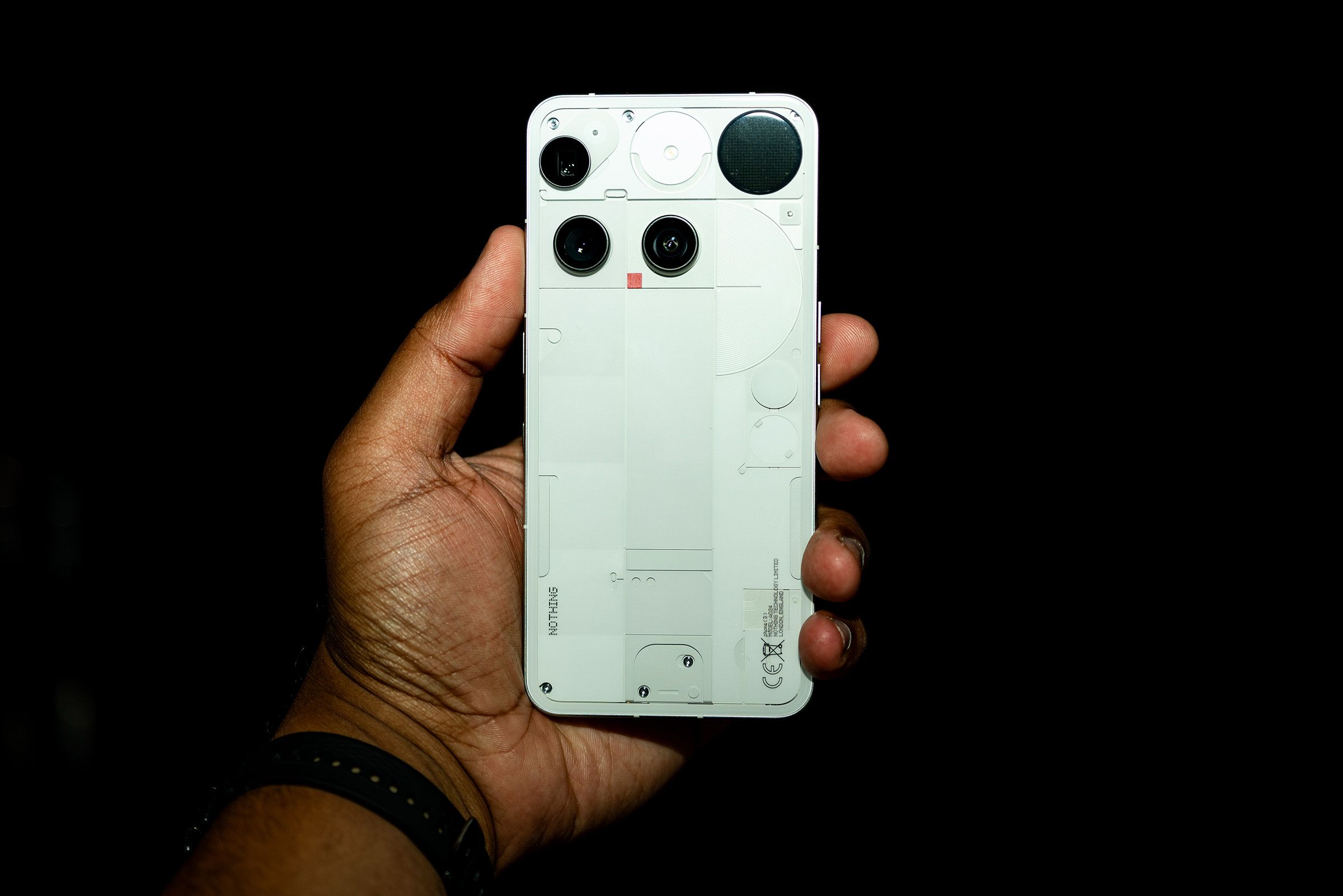 nothing’s-new-phone-(3)-and-headphone-(1)-look-nothing-like-you’ve-seen-before
