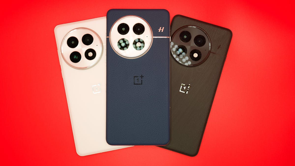 save-over-$200-on-the-oneplus-13-and-get-a-free-gift-–-here’s-how