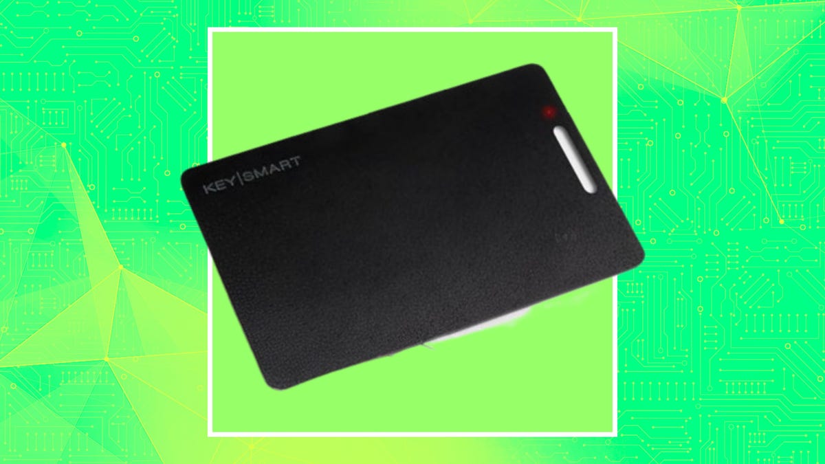 my-favorite-airtag-wallet-alternative-is-lightweight,-super-thin,-and-on-sale-now