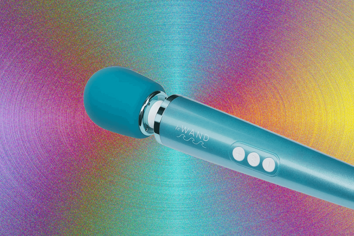 le-wand-dive-review:-a-waterproof-wand-vibrator