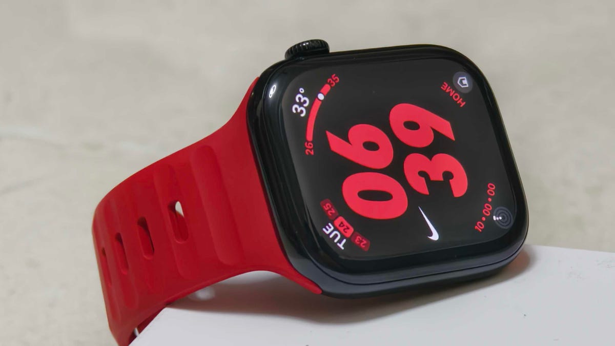 the-apple-watch-series-10-is-one-of-my-favorite-wearables-in-2025-–-and-right-now,-it’s-30%-off