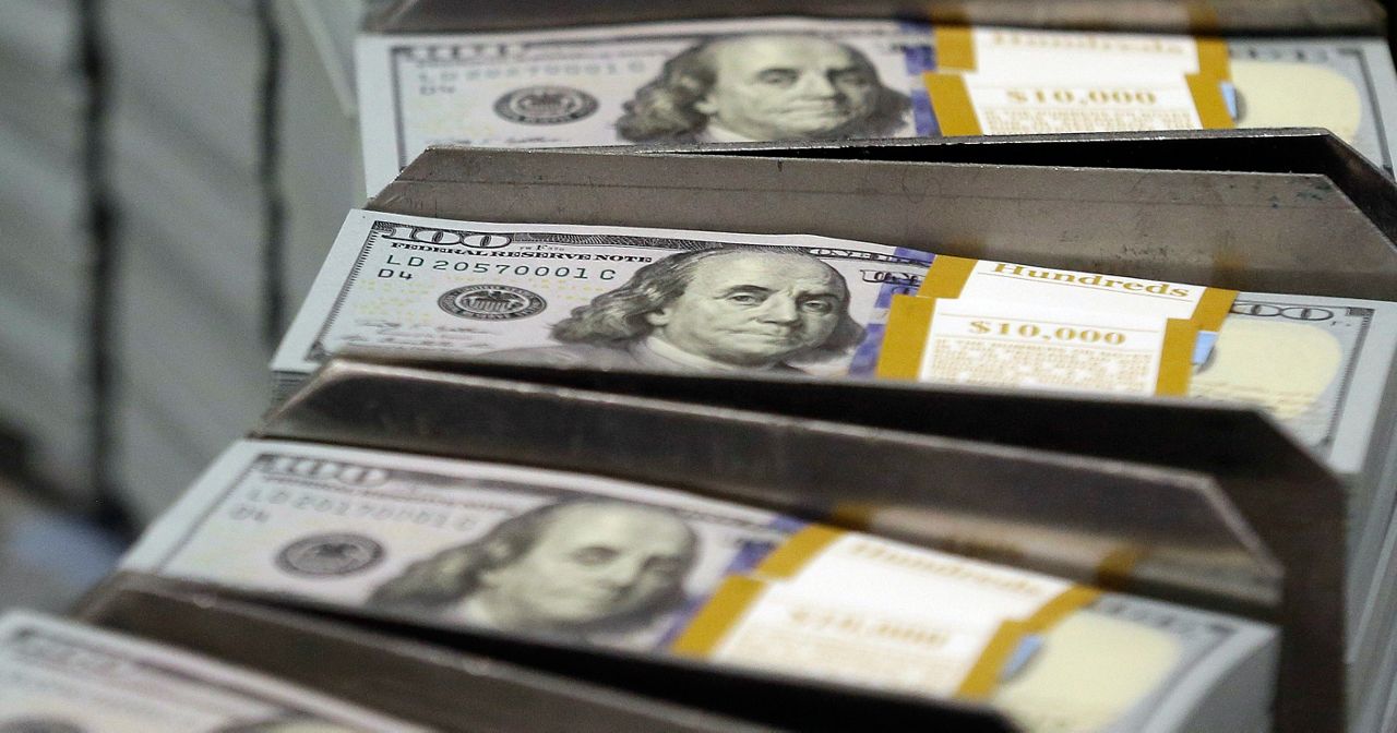 new-york-state-tax-collections-$3.3b-higher-in-first-quarter-of-2025,-comptroller-says