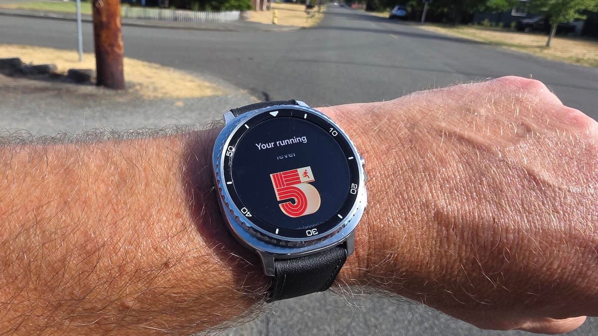 i-ran-with-samsung’s-galaxy-watch-8-classic,-and-it-both-humbled-and-motivated-me