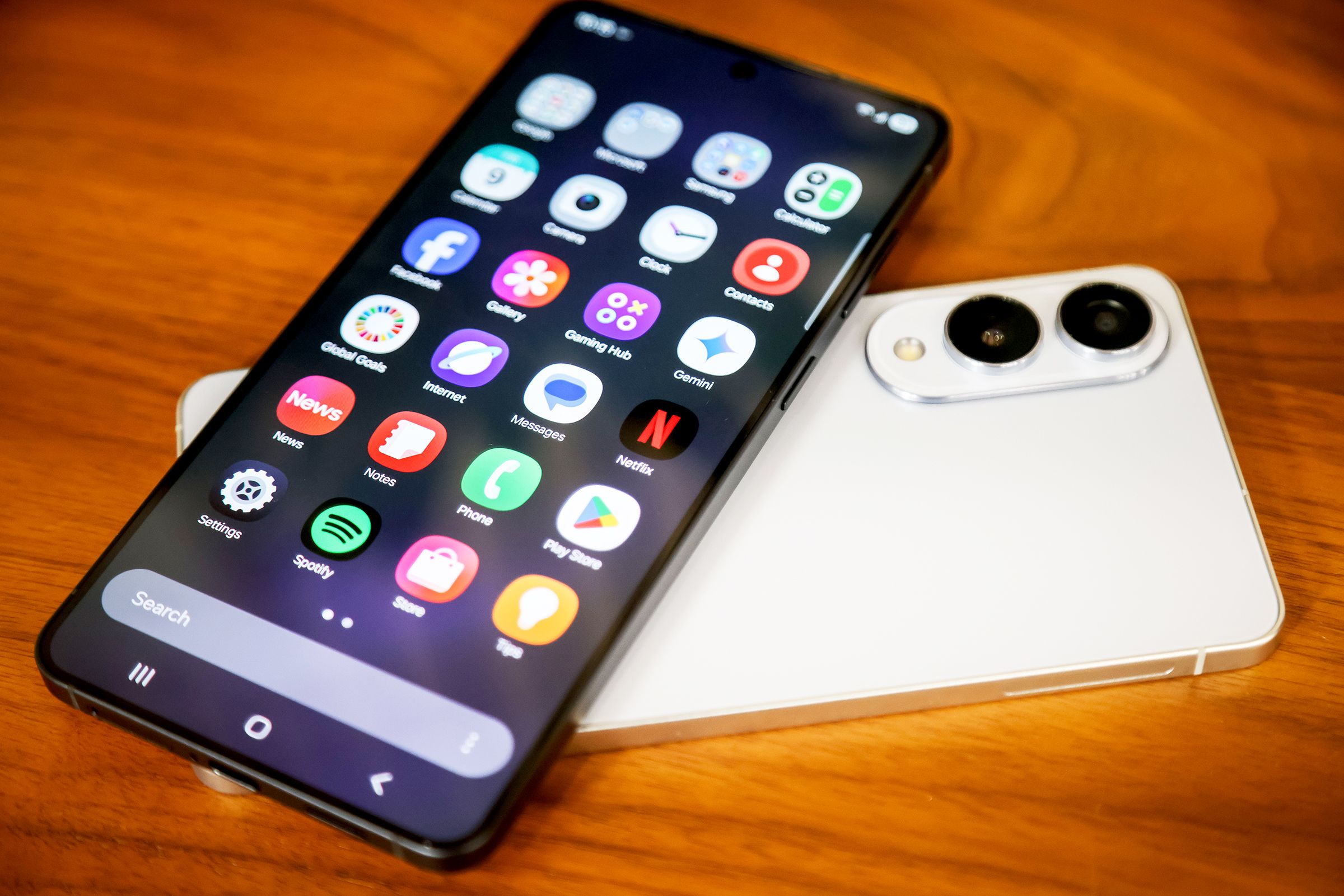 how-to-limit-galaxy-ai-to-on-device-processing—or-turn-it-off-altogether