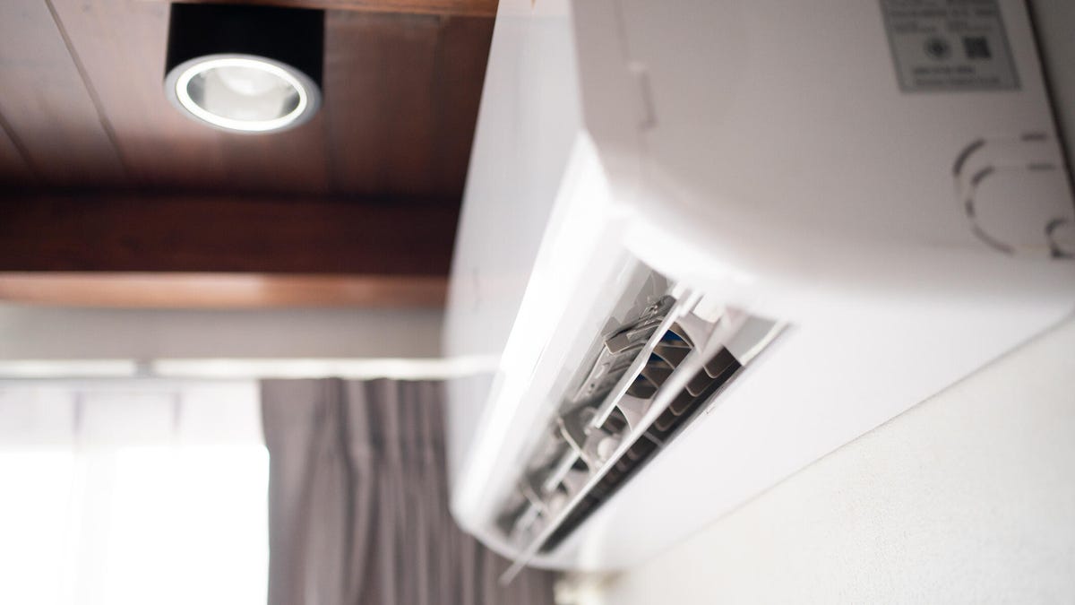 ac-isn’t-blowing-cold-air?-consider-these-5-quick-fixes-before-calling-a-technician