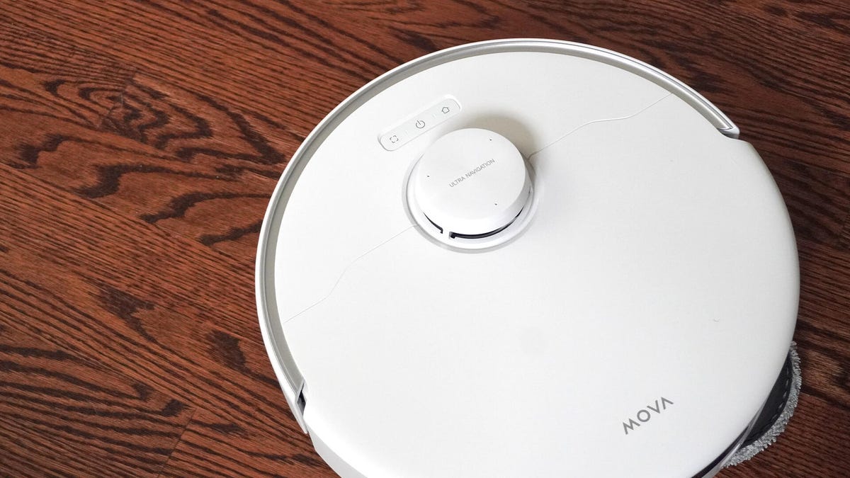 why-the-best-value-robot-vacuum-right-now-isn’t-made-by-irobot-or-shark