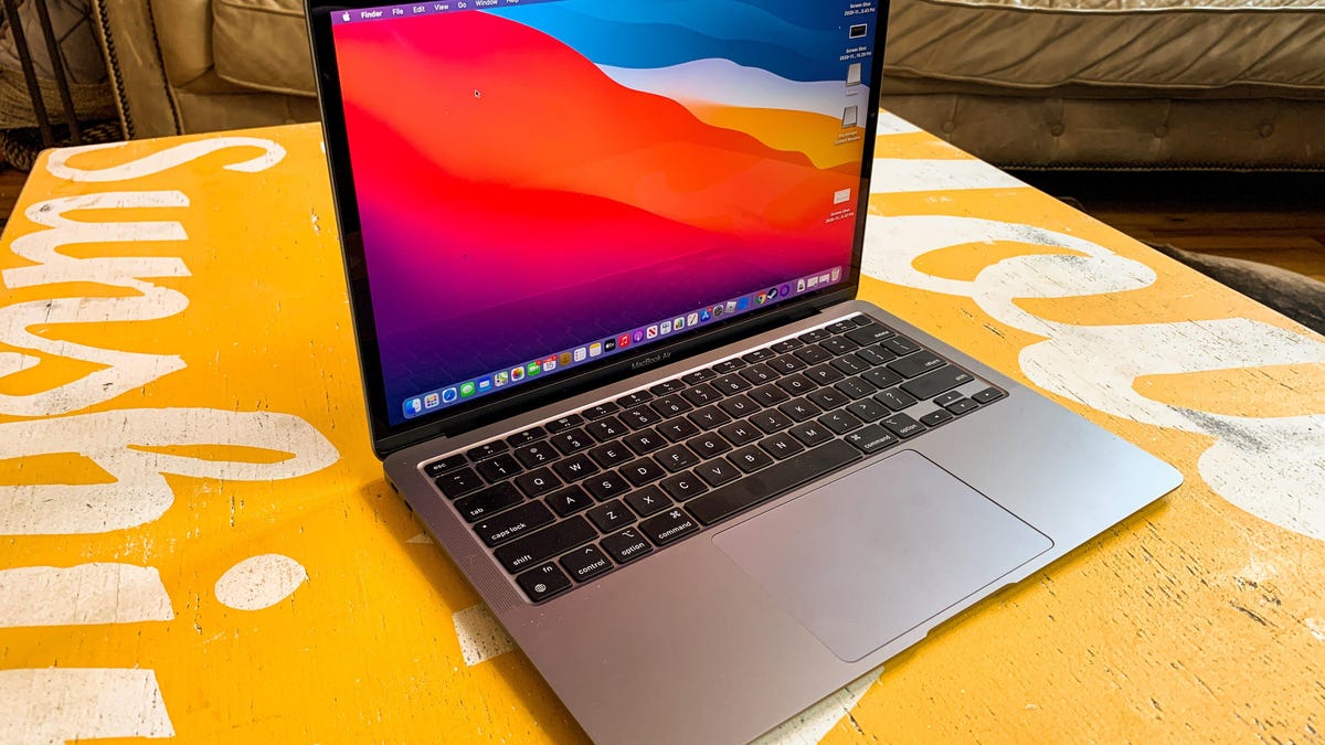 you-can-get-a-new-macbook-air-m1-for-$599-at-walmart-–-here’s-the-deal