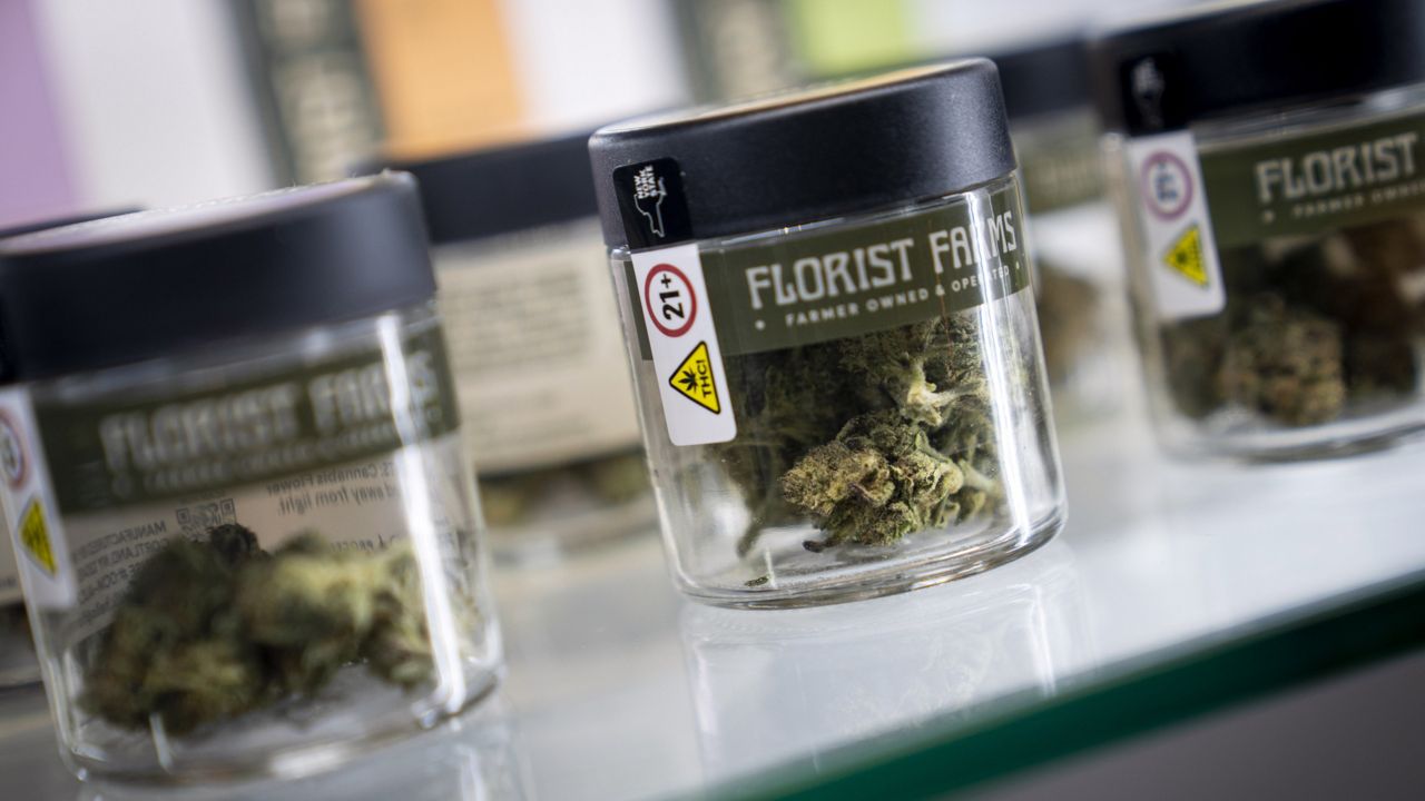 marijuana-shops-sue-new-york-after-they-were-allowed-to-open-too-close-to-schools