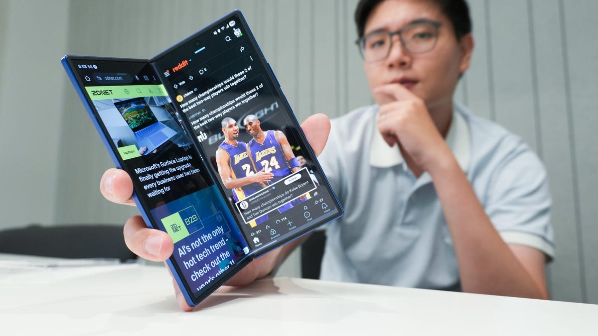 a-foldable-iphone-in-2025?-probably-not,-but-these-5-rumors-bring-the-hype