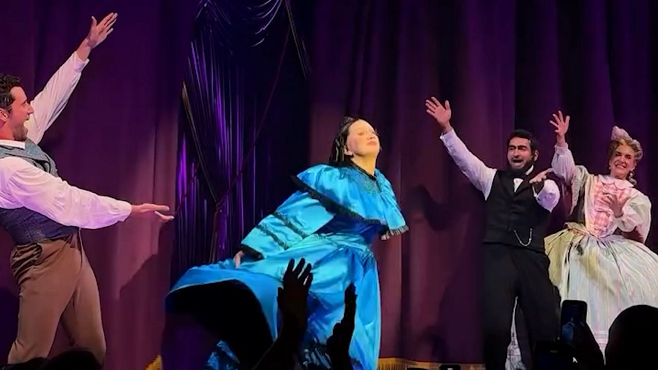 frank-dilella’s-theater-picks:-‘oh,-mary!,’-‘well,-i’ll-let-you-go’-and-more