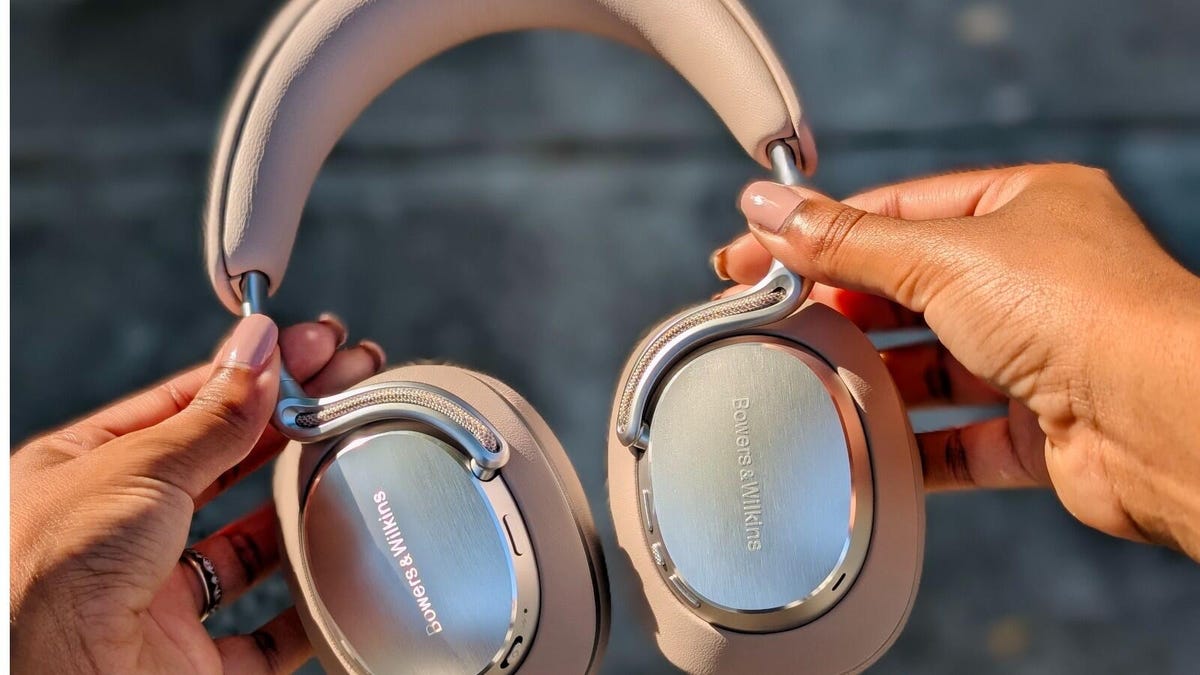 why-i-put-my-bose-quietcomfort-headphones-away-soon-after-testing-this-competitor