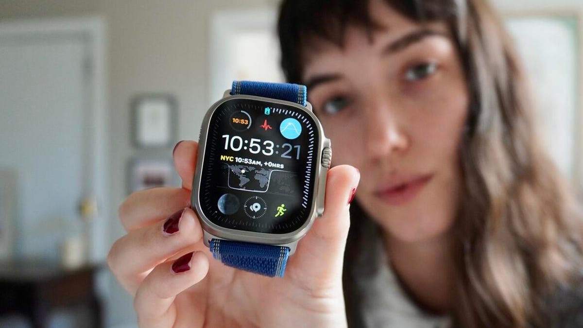 i-tried-the-apple-watch-ultra-3-for-a-week-to-figure-out-who-should-upgrade-–-here’s-my-expert-advice
