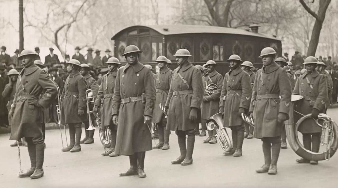 more-than-100-years-after-wwi,-‘brave,-bold’-harlem-hellfighters-awarded-congressional-gold-medal