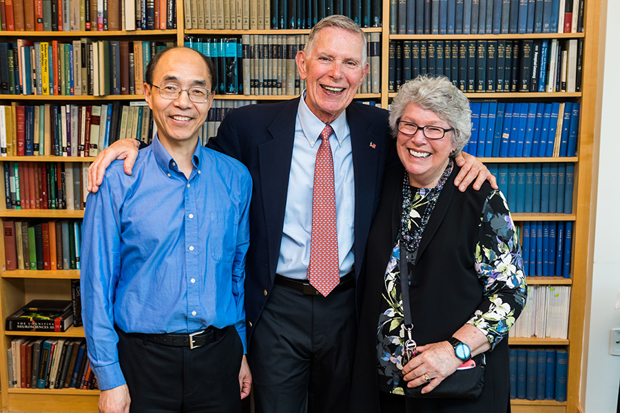 new-gift-expands-mental-illness-studies-at-poitras-center-for-psychiatric-disorders-research