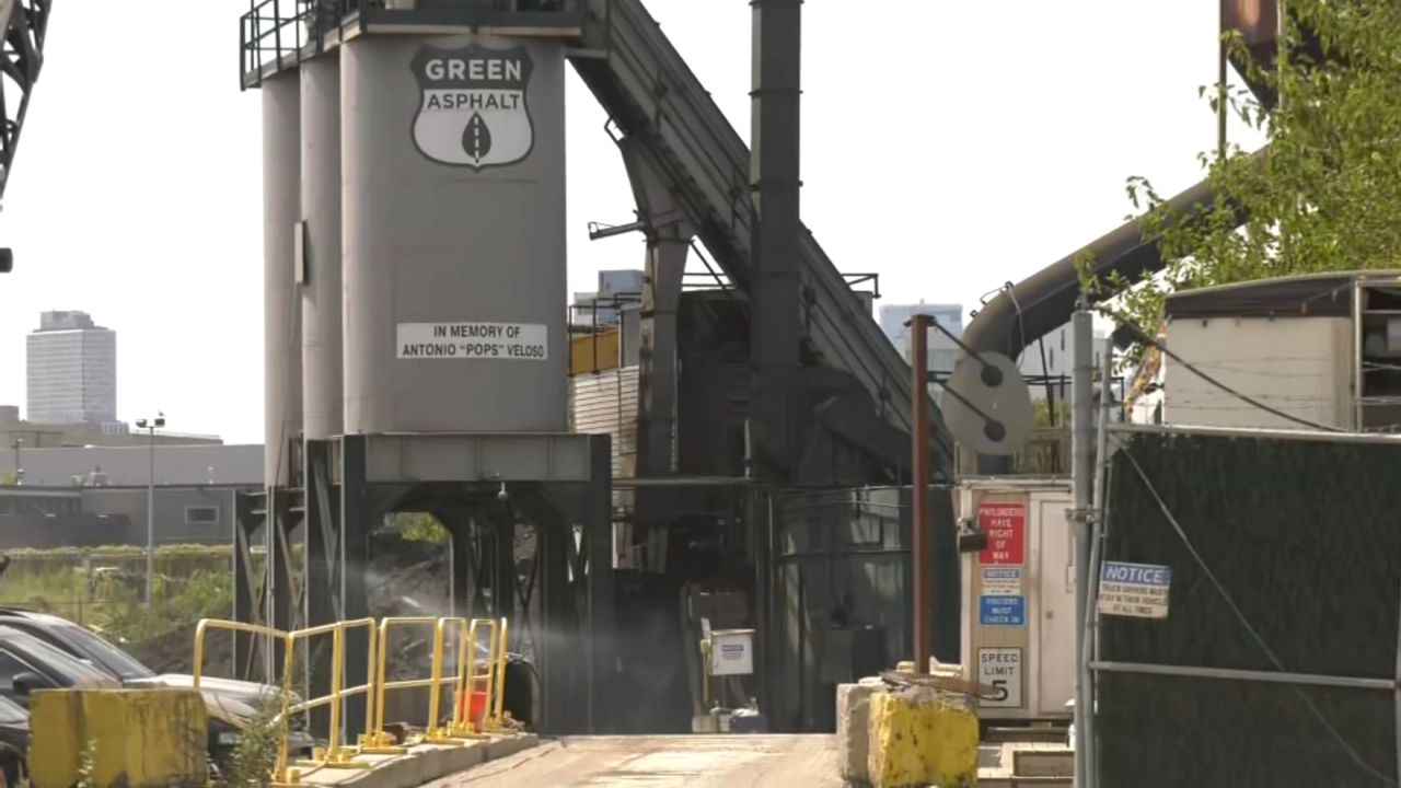 greenpoint-residents-raise-air-quality-concerns-over-asphalt-plant