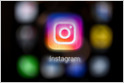 a-us-judge-temporarily-orders-meta-not-to-respond-to-dhs-subpoenas-seeking-instagram-users’-info-after-their-accounts-posted-an-ice-agent’s-name-(alfred-ng/politico)