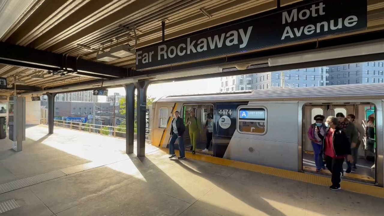 far-rockaway-voters-push-for-better-transportation,-more-affordable-housing