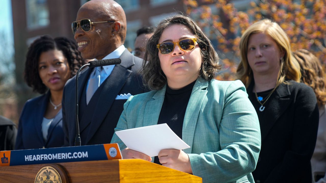 new-york-city’s-first-‘rat-czar’-steps-down