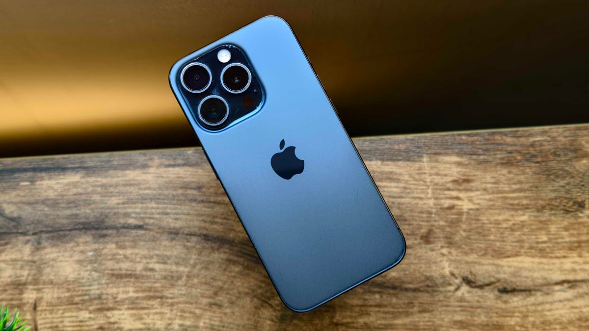 after-2-years-of-charging-my-iphone-‘the-apple-way,’-here’s-how-the-battery-has-fared