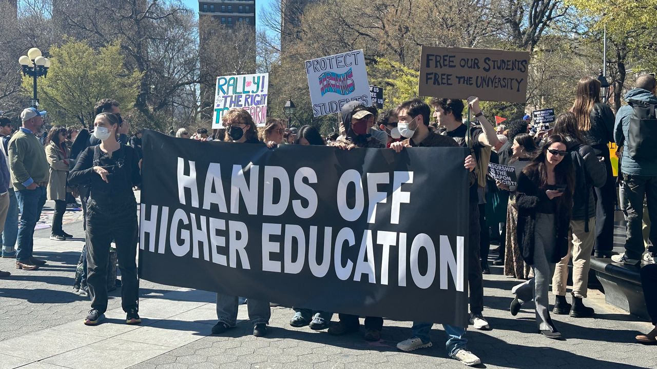 protesters-rally-against-federal-government-policy-demands-for-schools
