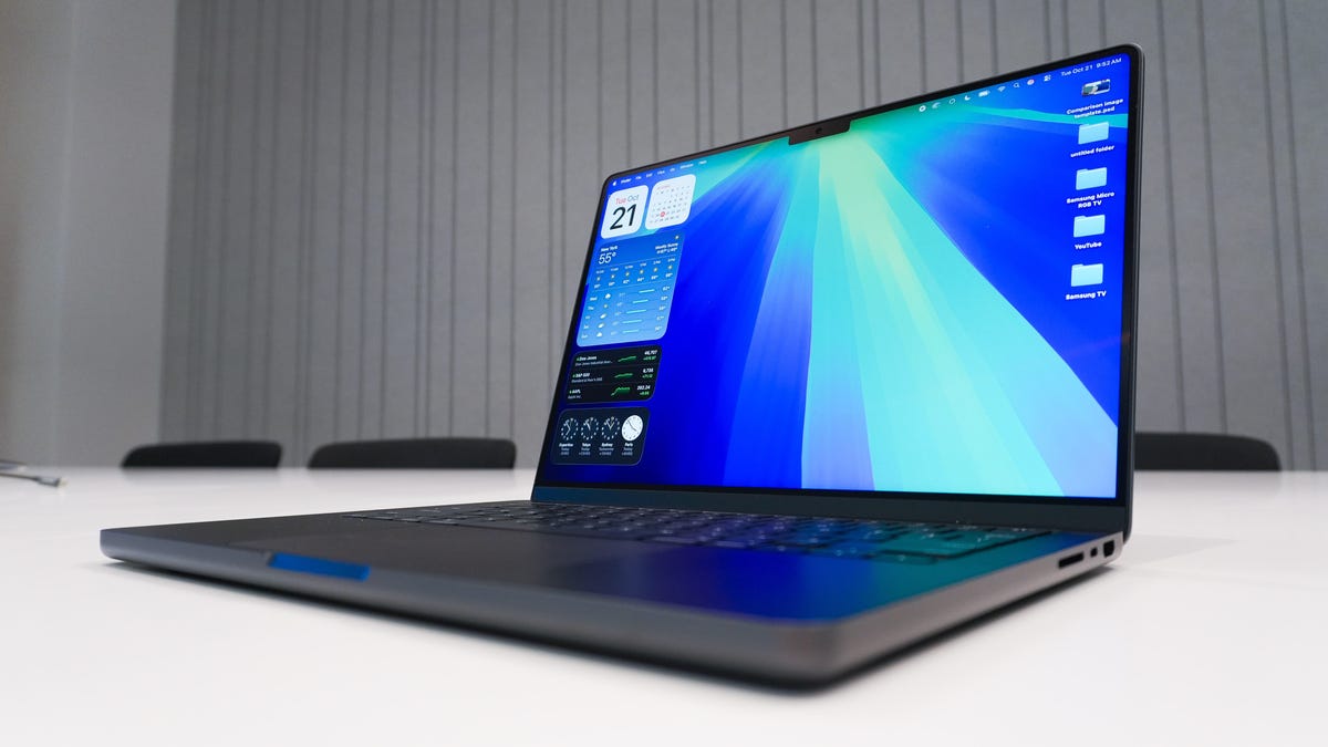 i-compared-the-m5-macbook-pro-to-older-mac-models-–-here’s-my-buying-advice-in-2025