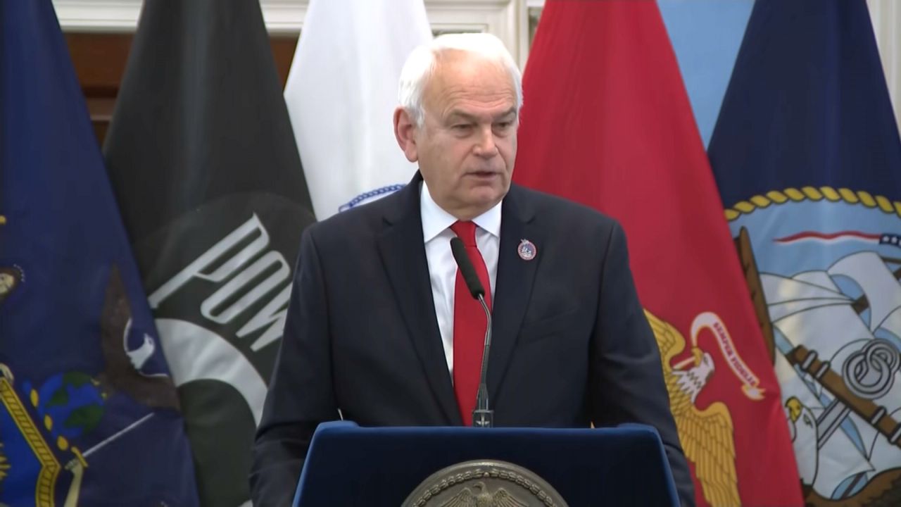 outgoing-lawmaker’s-staffers-compete-for-his-queens-council-seat